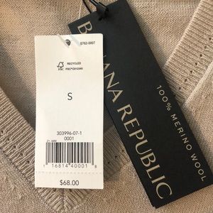 Banana Republic Sweaters - Banana Republic Wool Sweater Banana Republic Sweaters - Banana Republic Wool Sweater